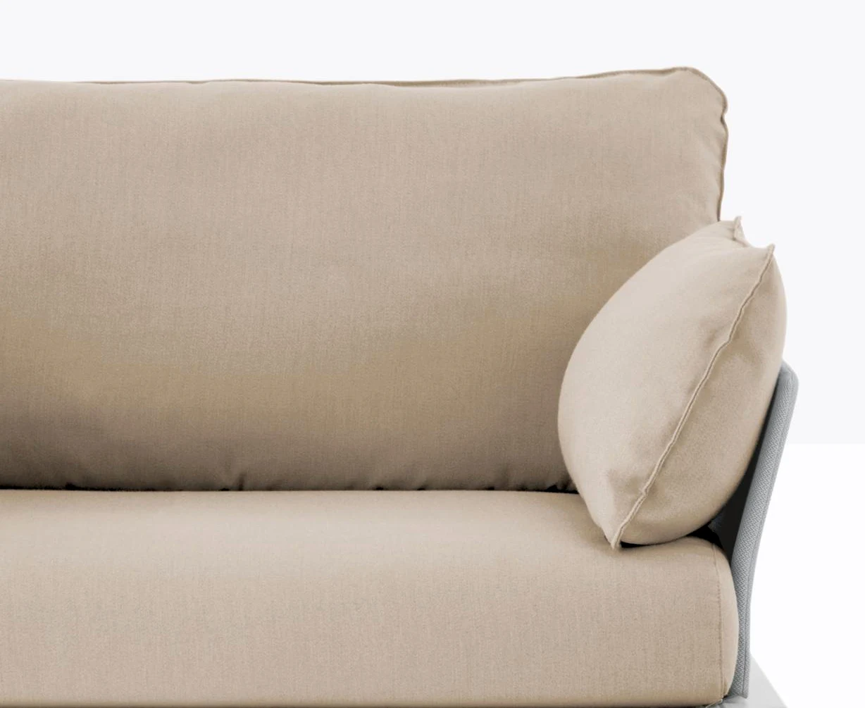 reva sofa cream close-up